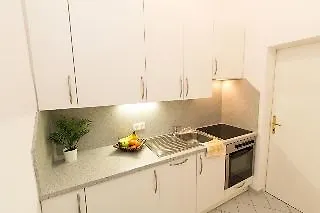 Checkvienna Lassalleestrasse Apartment 0*, Vienna Austria