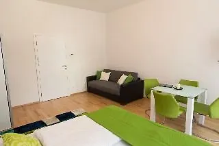 Checkvienna Lassalleestrasse Apartment 0*, Vienna Austria