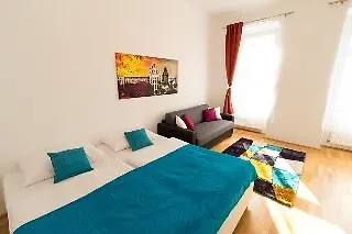 Checkvienna Lassalleestrasse Apartment 0*, Vienna